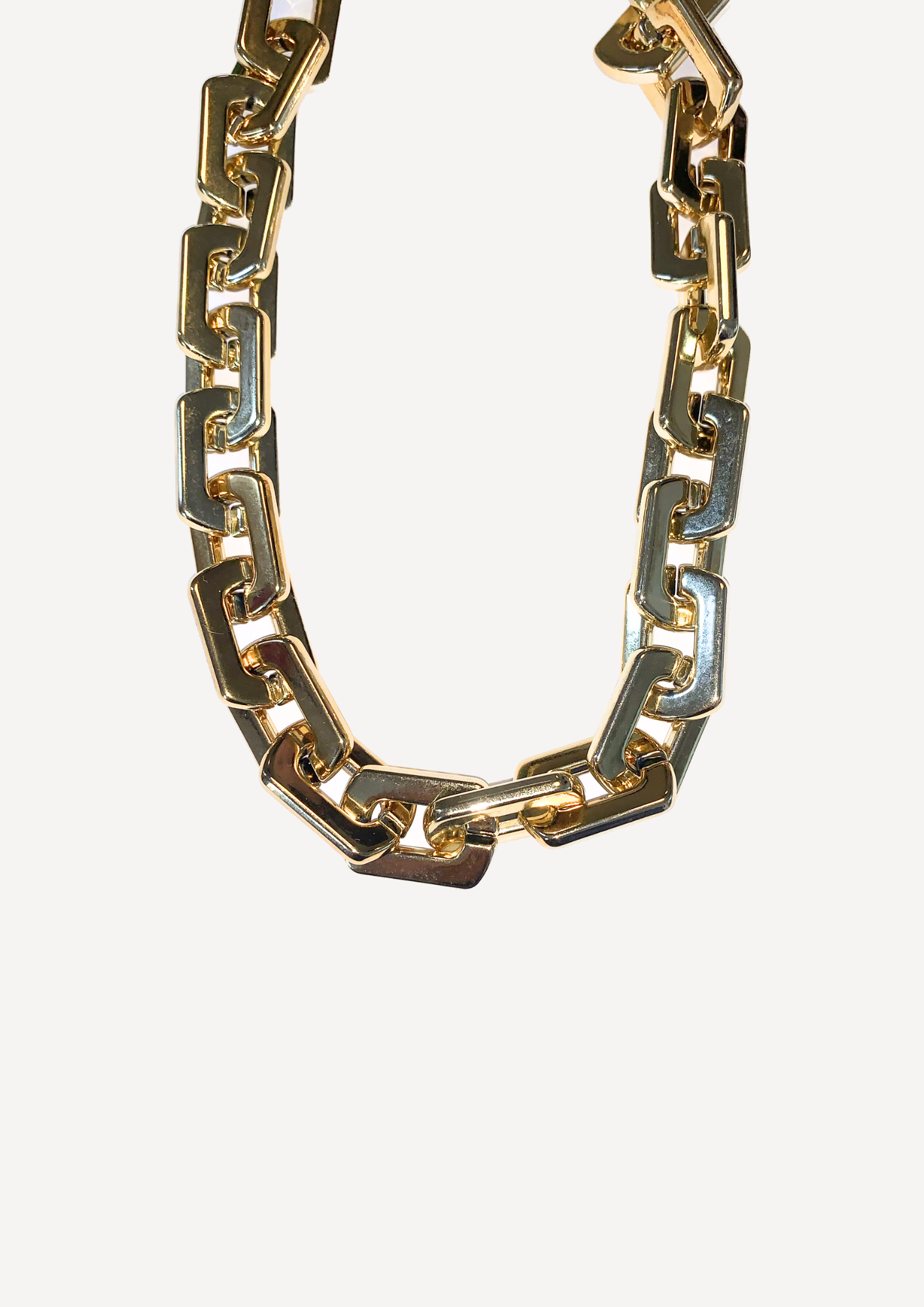 Collier Horace