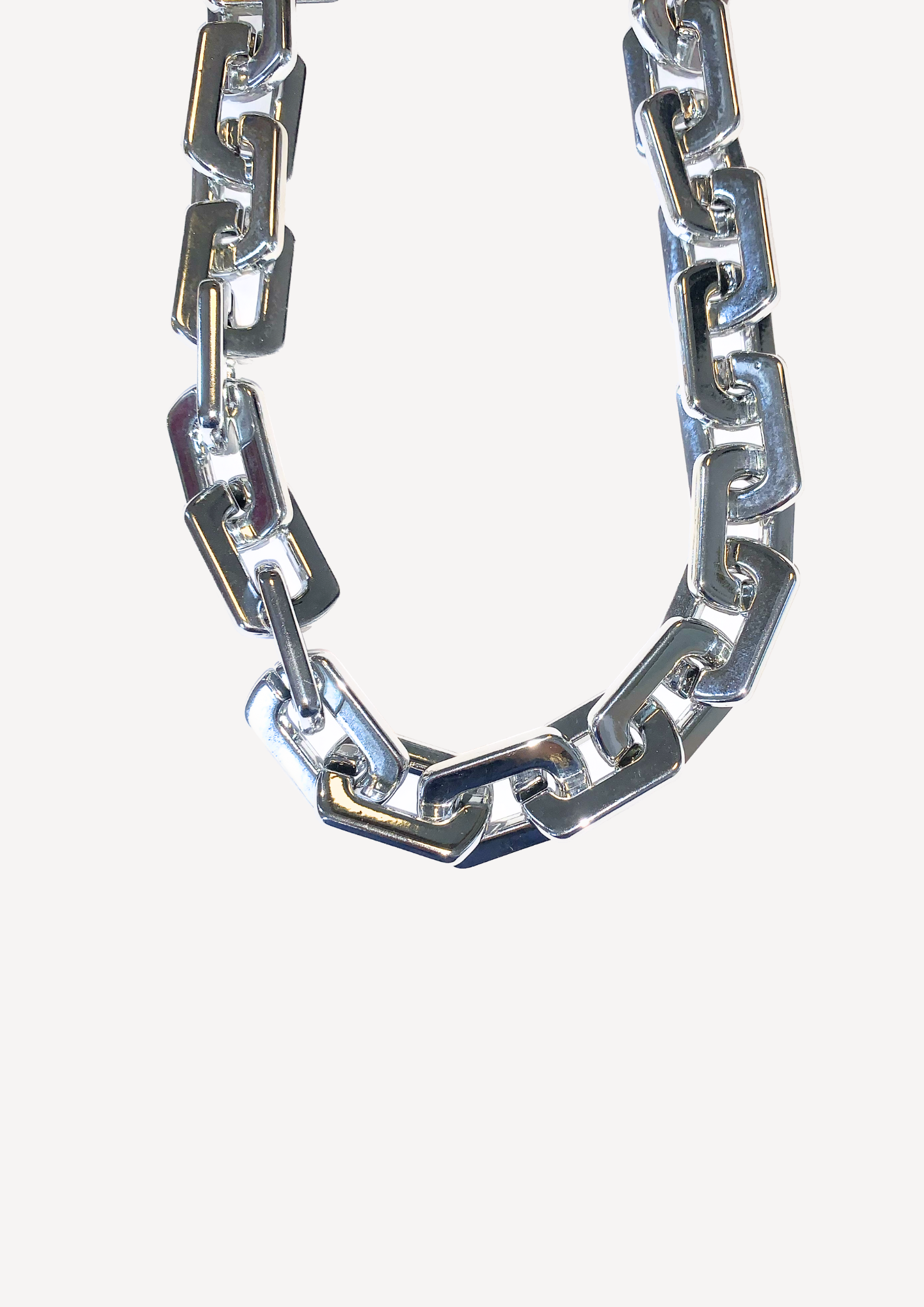Collier Horace