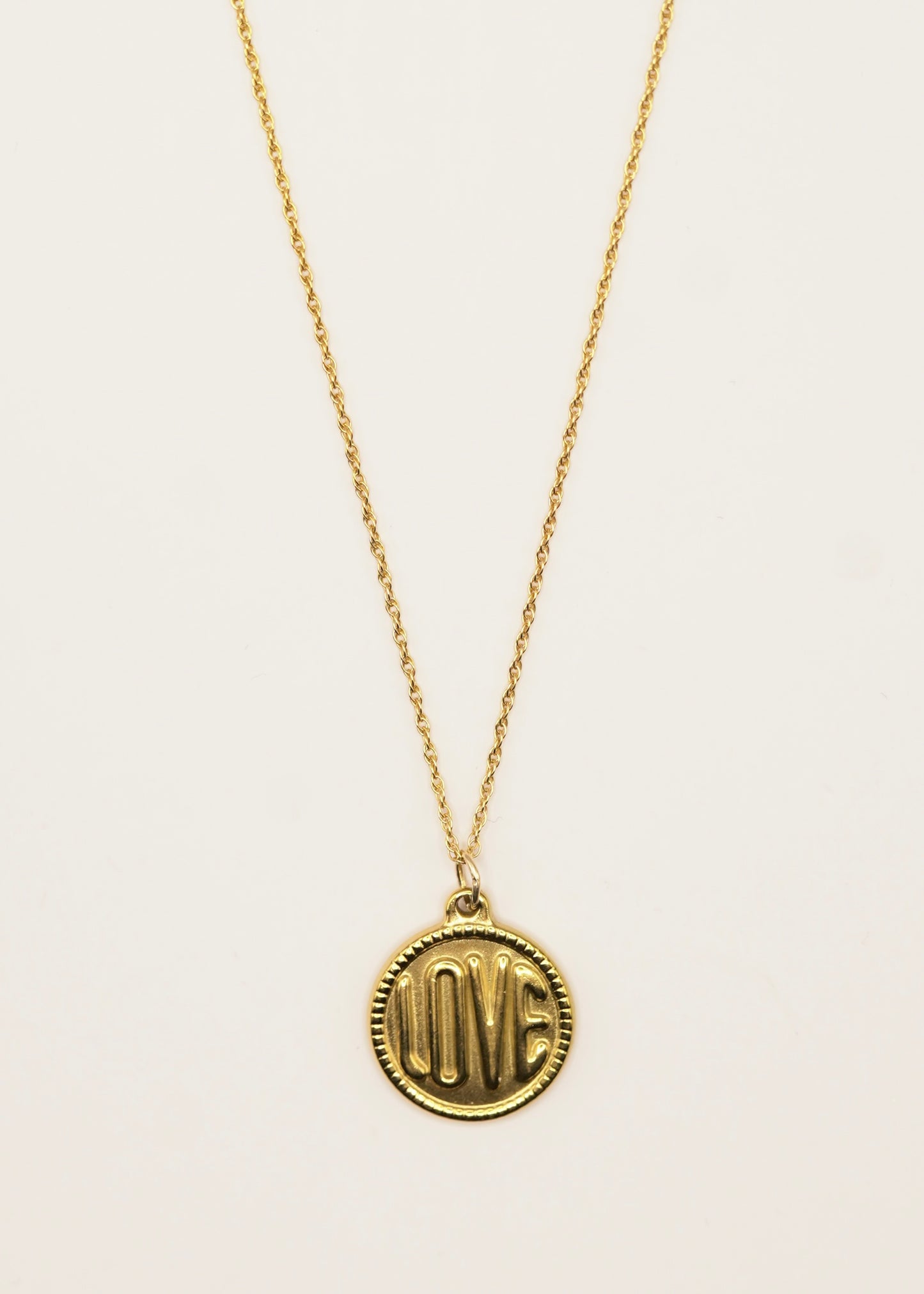 COLLIER HUGUES