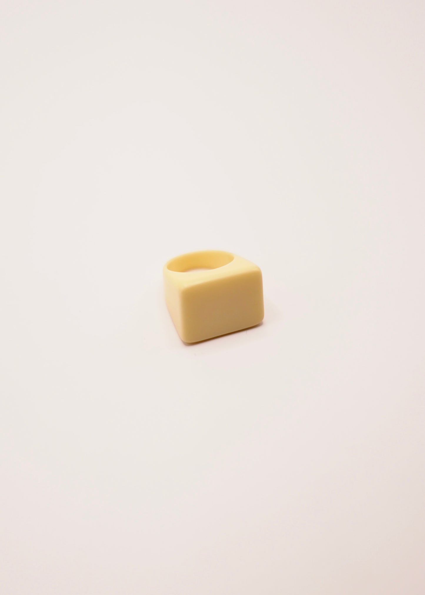 BAGUE IVOIRE SOCRATE