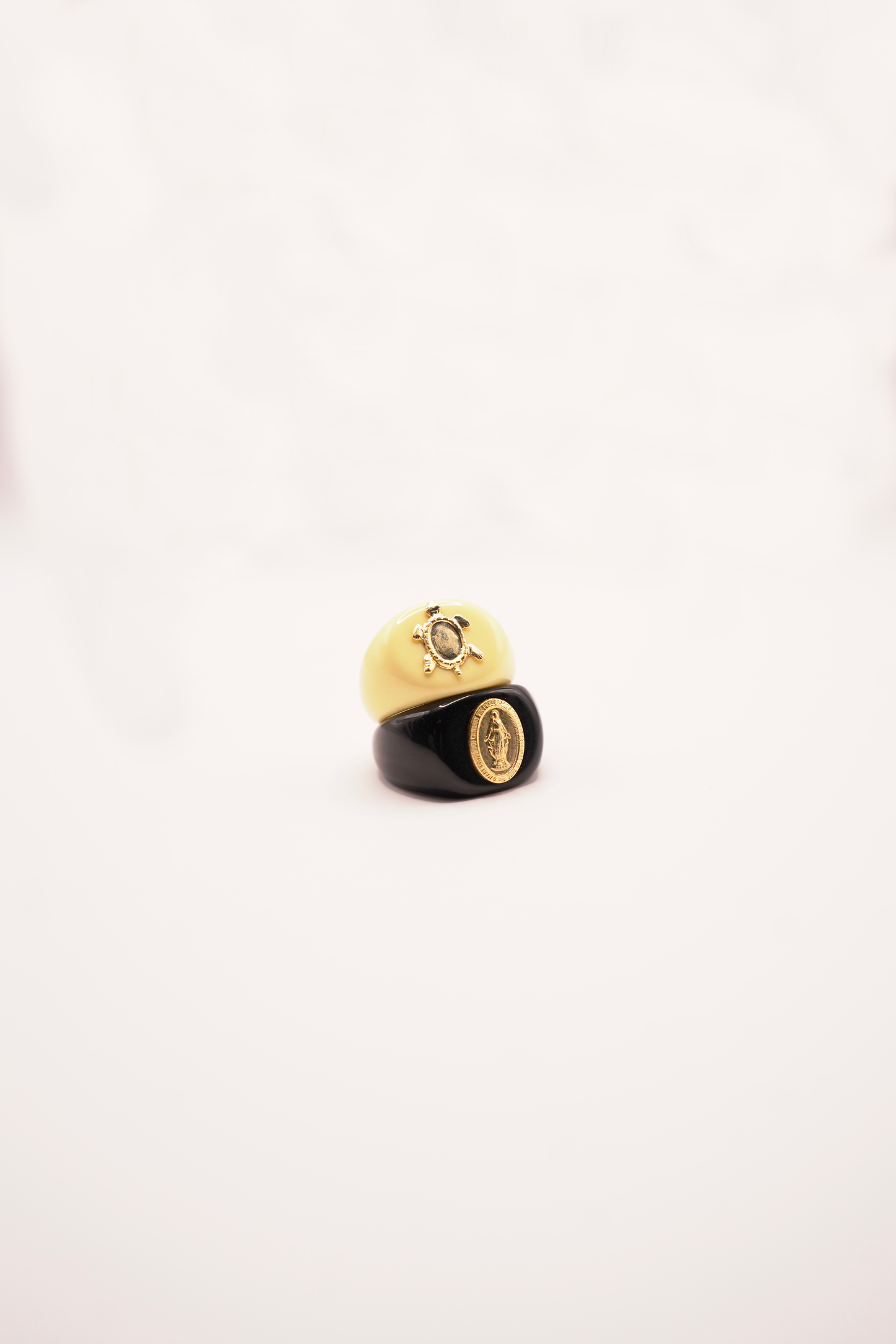 BAGUE FURIEUSE IVOIRE