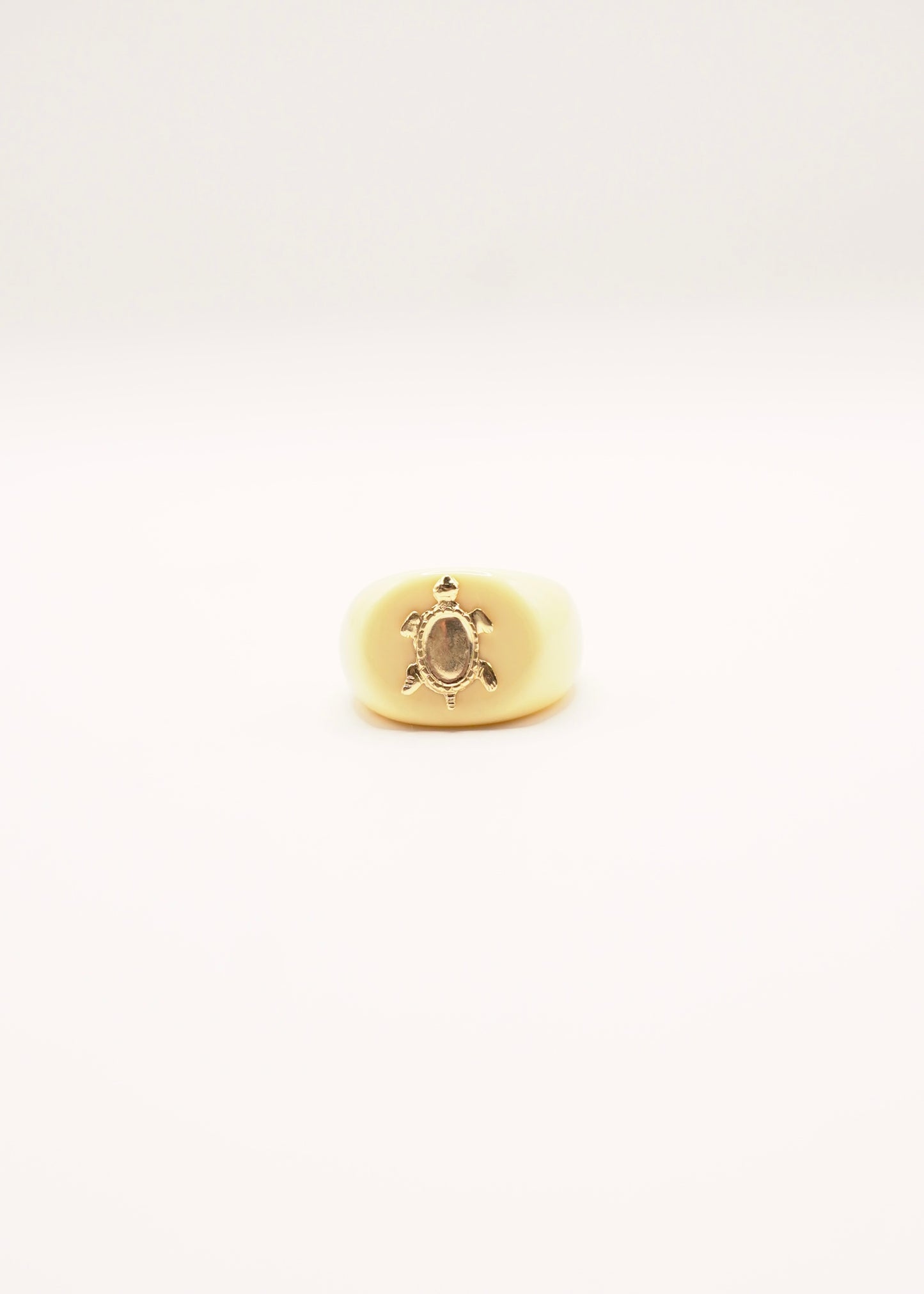 BAGUE FURIEUSE IVOIRE