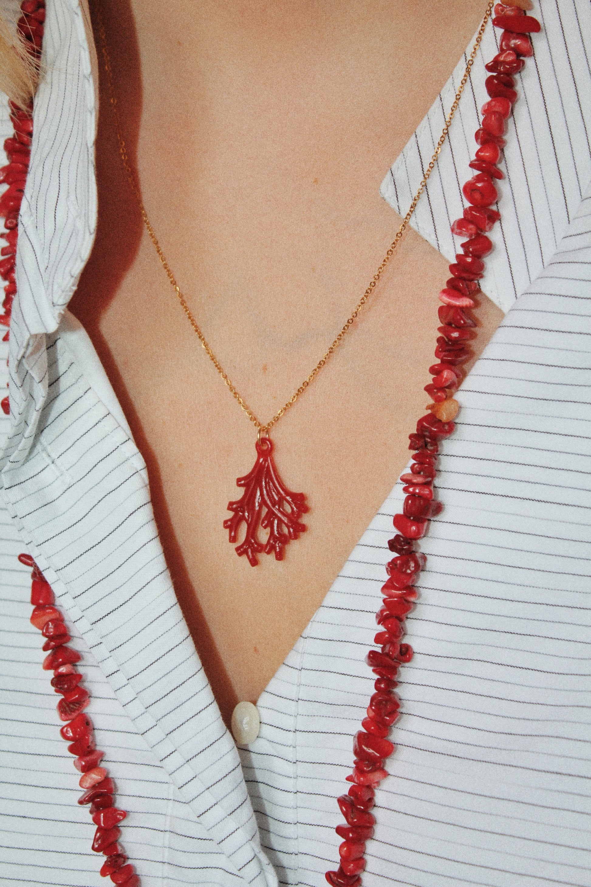 Collier - Cristal de quartz - Pendentif hexagonal - Fil de fer argenté - Femme - - Achat / Vente Collier - Cristal de quartz - Pendentif hexagonal - Fil de fer argenté - Femme - - Achat / Vente