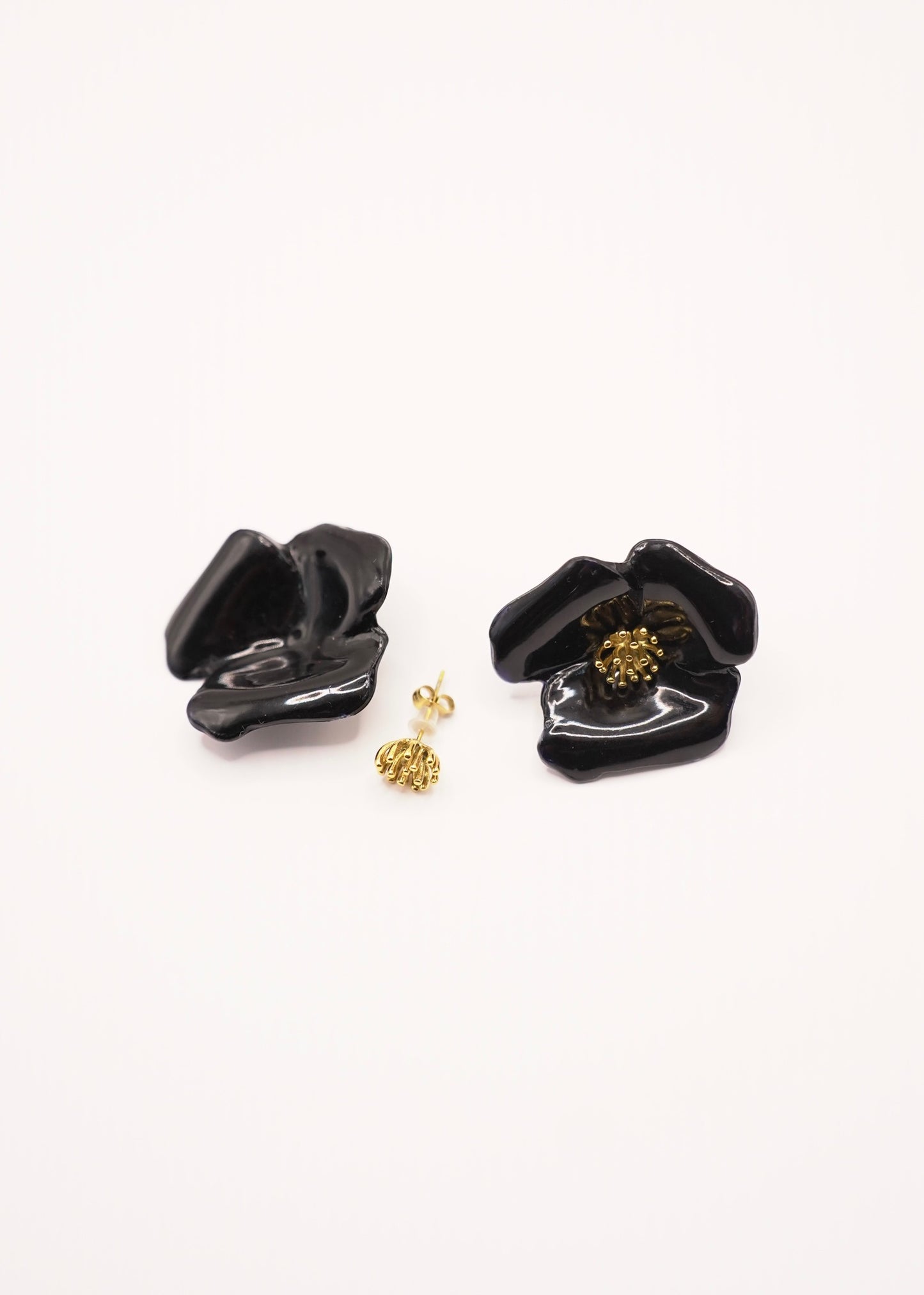 BOUCLES D'OREILLES EUGÈNE NOIRES