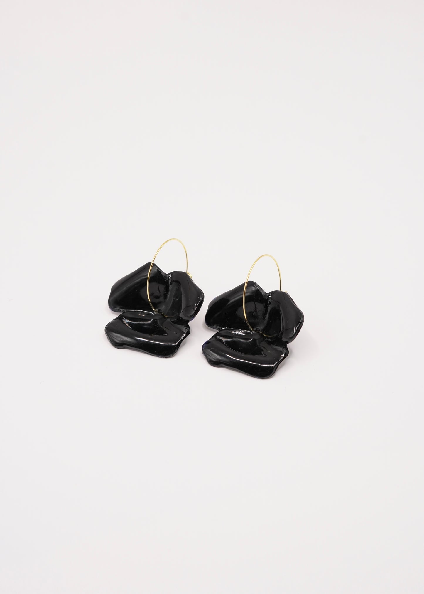 BOUCLES D'OREILLES EUGÈNE NOIRES