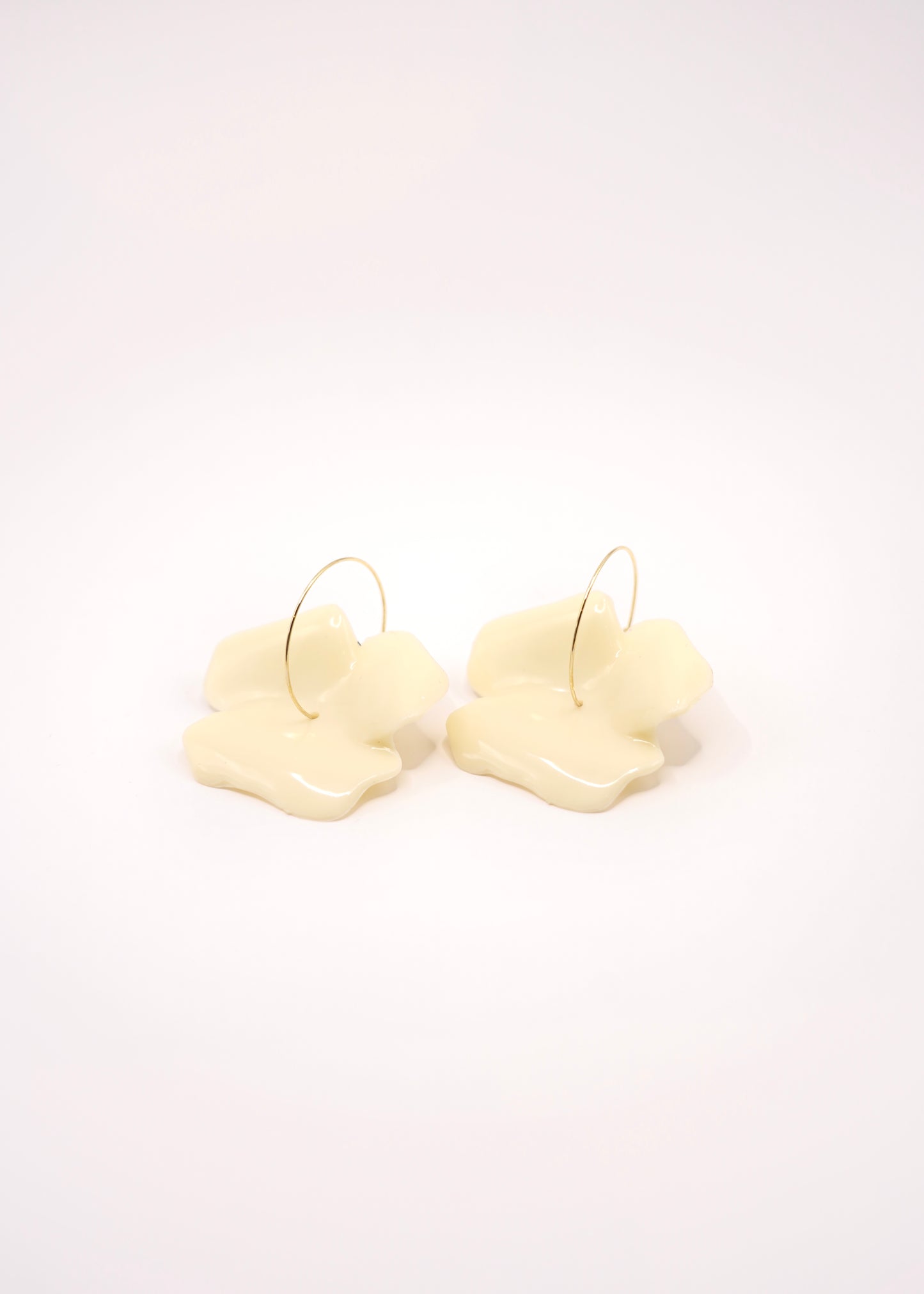 BOUCLES D'OREILLES EUGÈNE CRÈMES